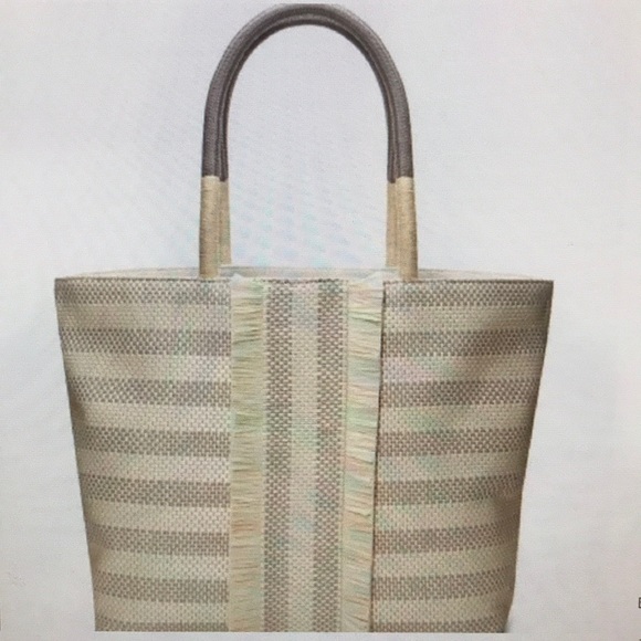 Stella and Dot Cay Tote Bag - Picture 1 of 6